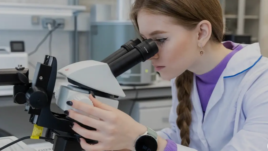 Mokslo tyrimai ir naujausios tendencijos apie peptidus